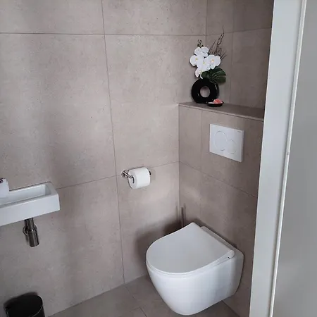 Comfort 01 Met Jacuzzi *