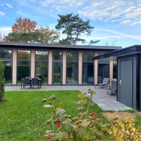Comfort 01 Met Jacuzzi * Putten