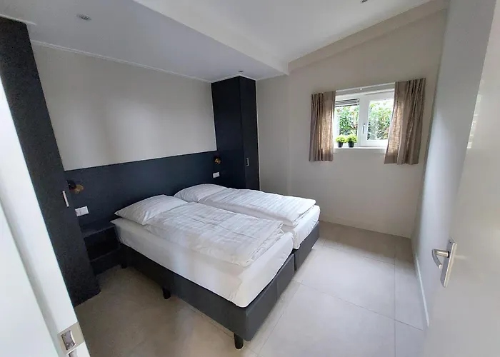 בית נופש Comfort 01 Met Jacuzzi