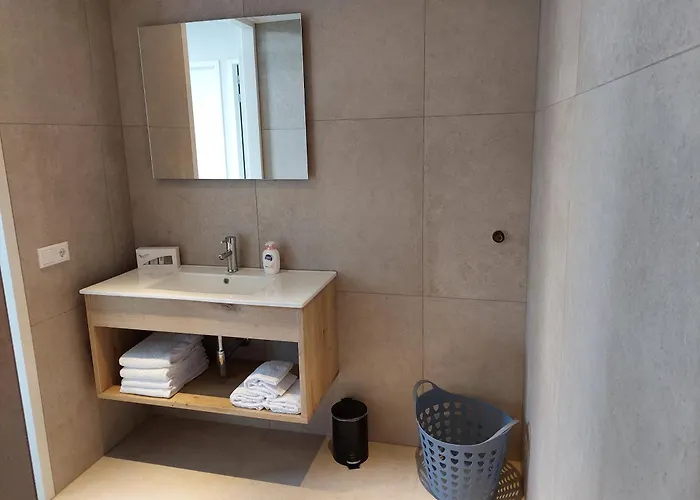 בית נופש Comfort 01 Met Jacuzzi *