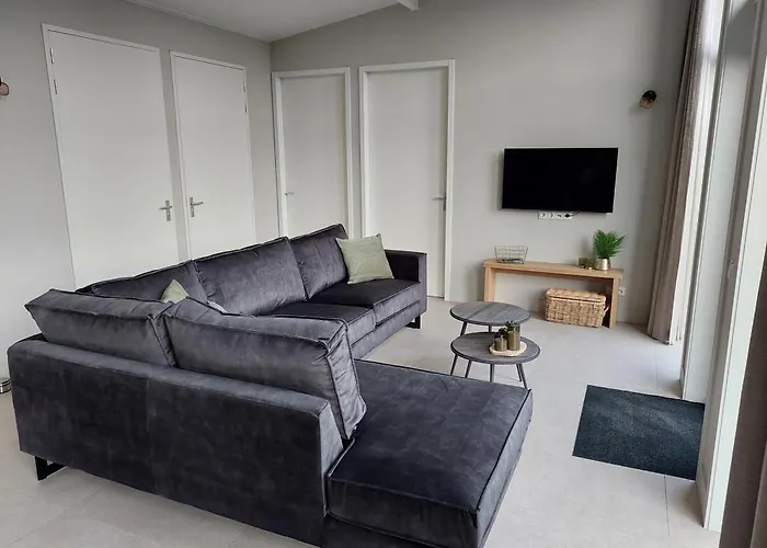 Comfort 01 Met Jacuzzi בית נופש