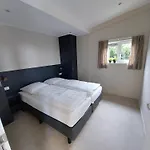 Dom wakacyjny Comfort 01 Met Jacuzzi
